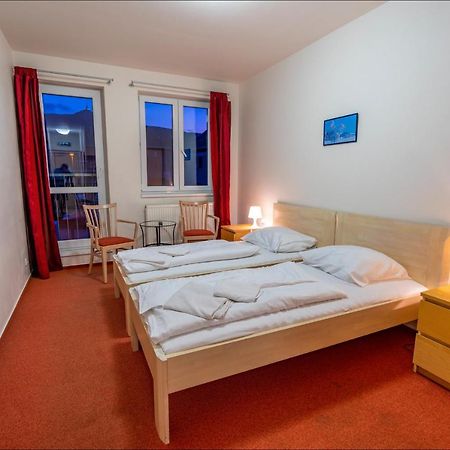 Hotel Petra Liberec Buitenkant foto