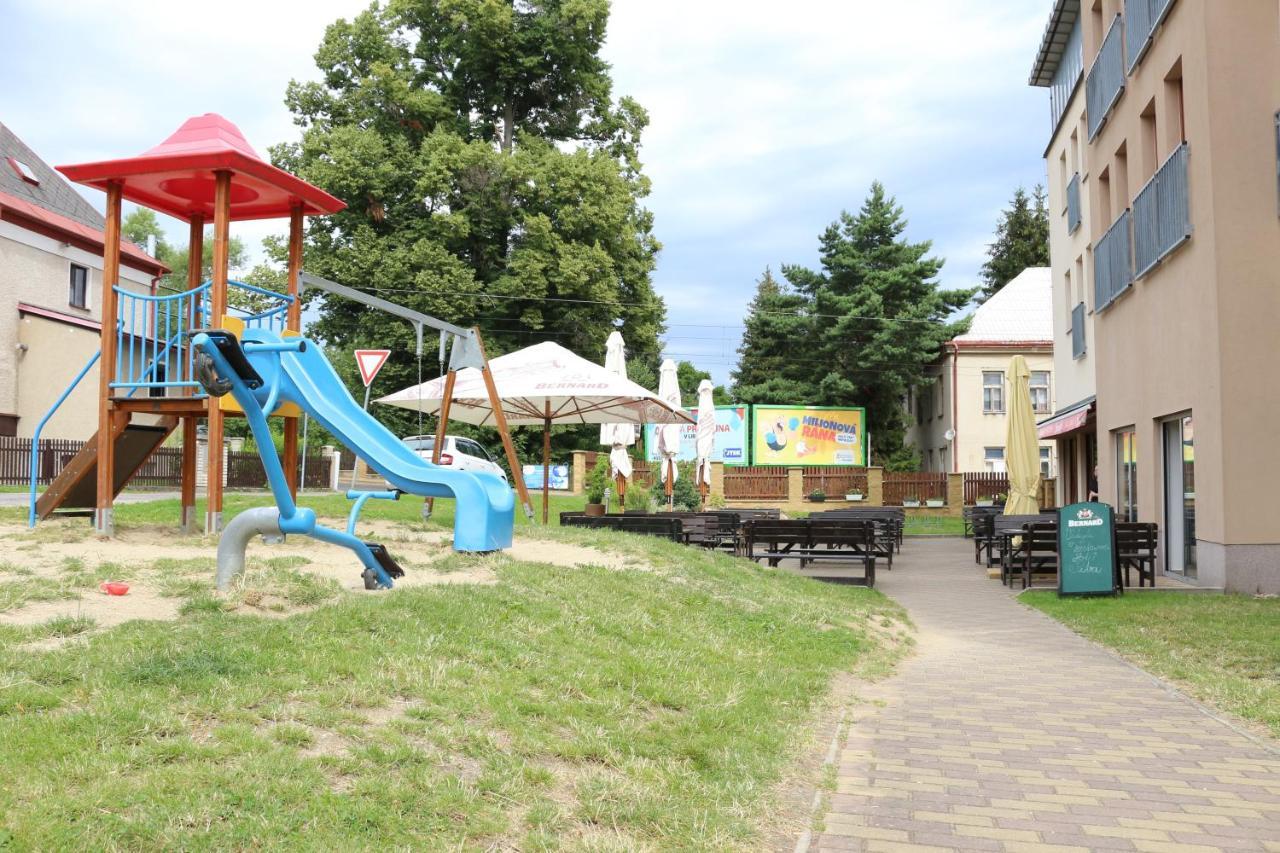Hotel Petra Liberec Buitenkant foto